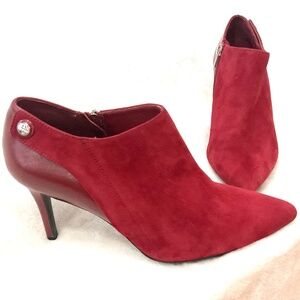 RED CALVIN KLEIN GARA POINTED TOE SIDE ZIP SUEDE LEATHER ANKLE BOOTIES SZ 7.5